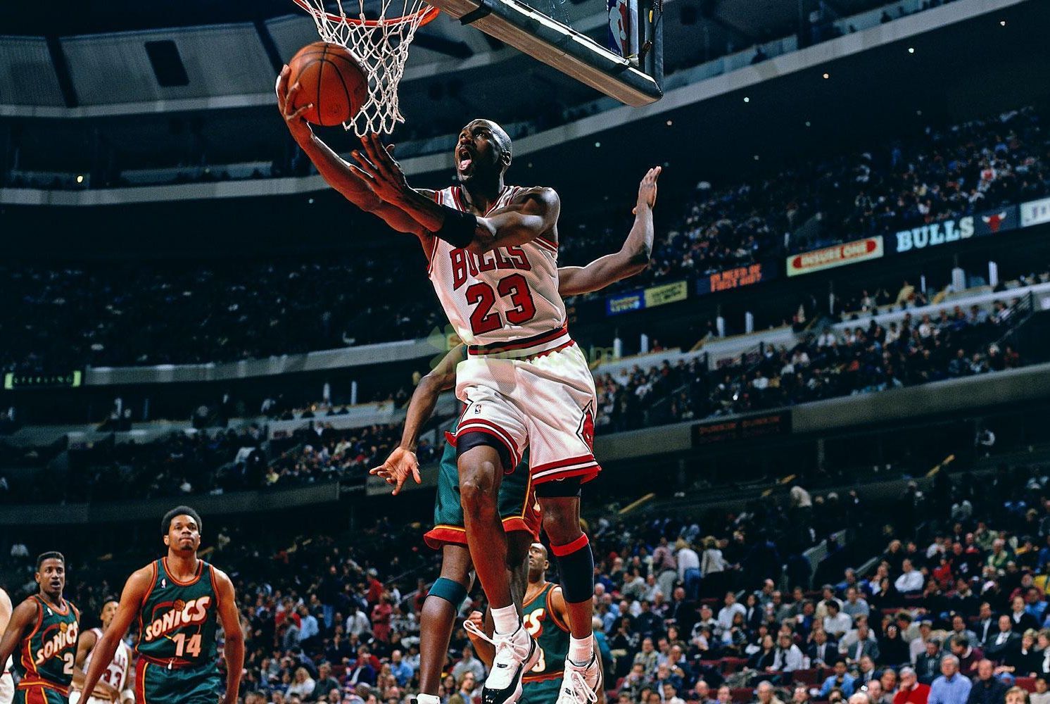 尤文本场比 尤文本场比