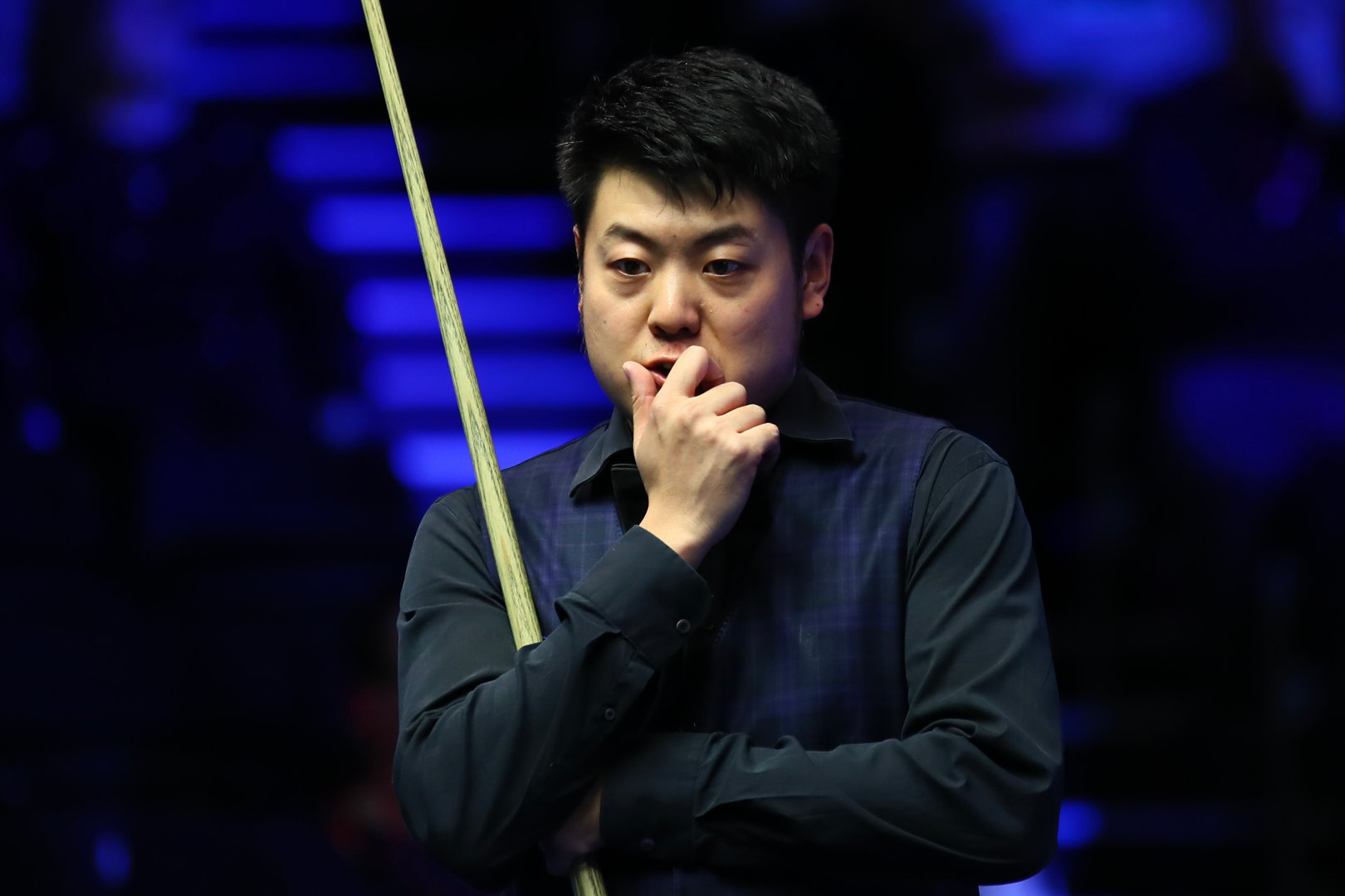 他不仅轻松 他不仅轻松