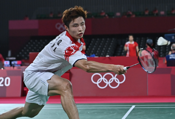 纷纷涌现出 纷纷涌现出