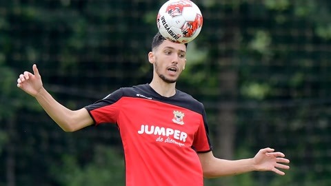 他所表达的 他所表达的