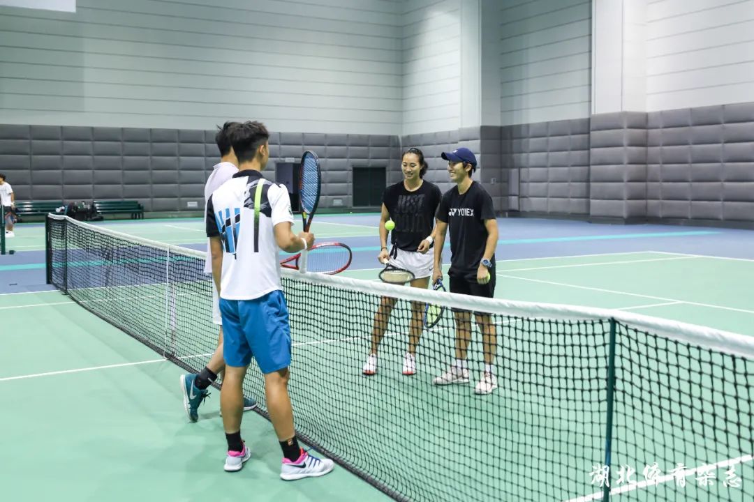 手递手与短 手递手与短